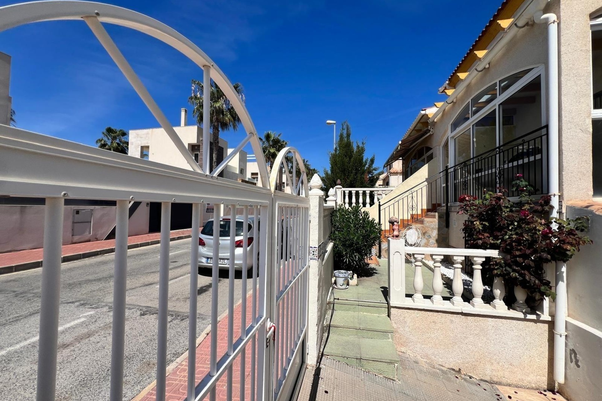 Wiederverkauf - Doppelhaushälfte -
Torrevieja - Torre la mata