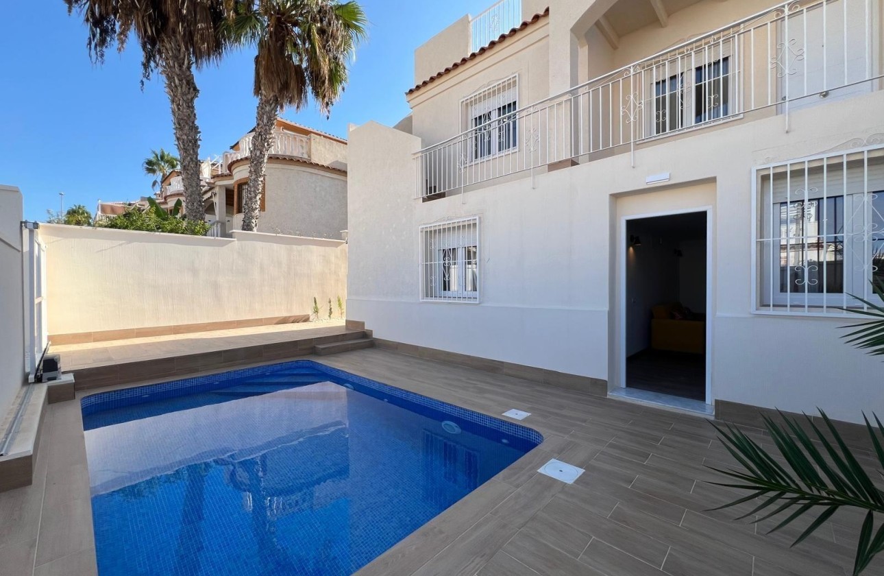 Wiederverkauf - Doppelhaushälfte -
Torrevieja - Torreblanca
