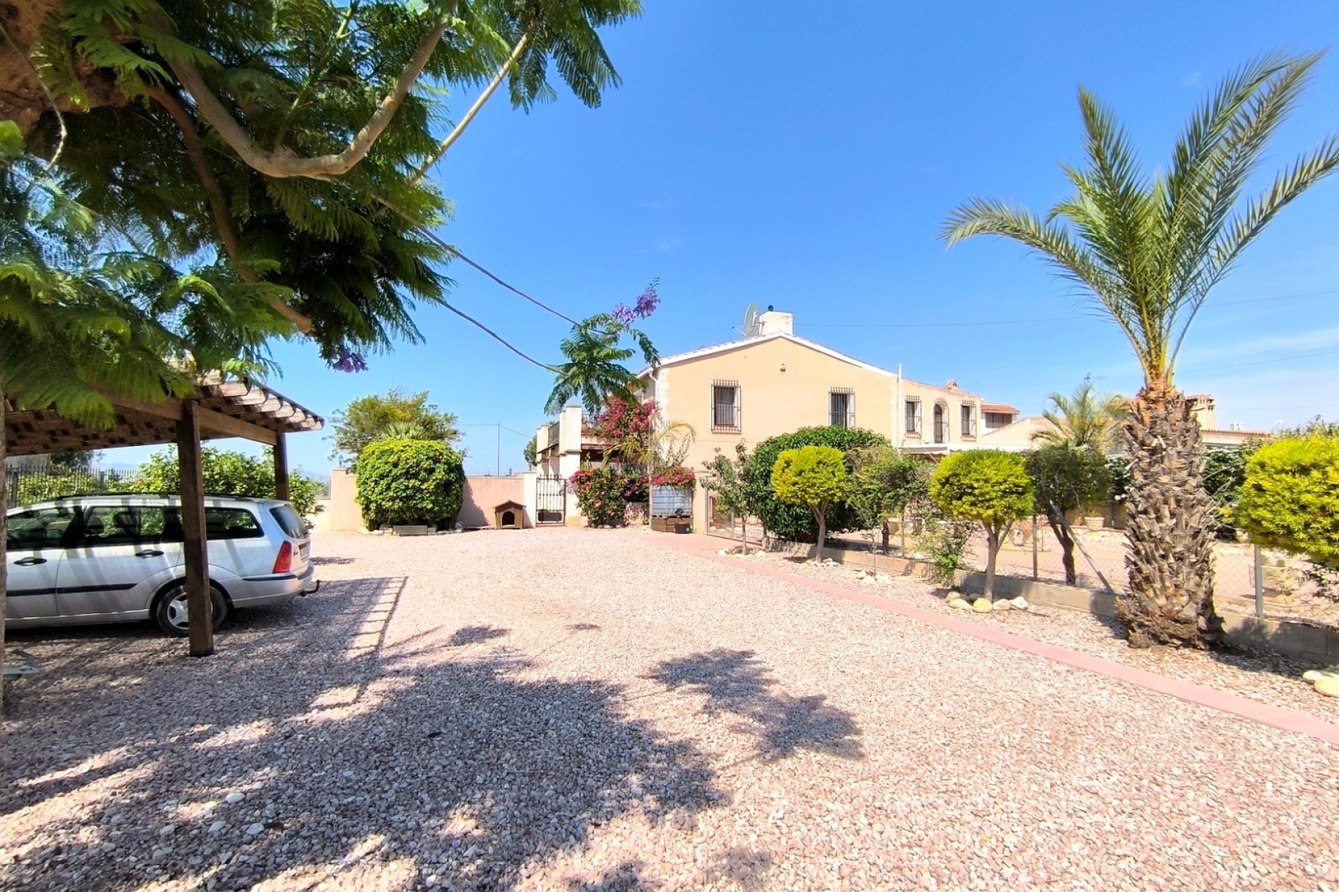 Wiederverkauf - Finca / Landhaus -
Albatera