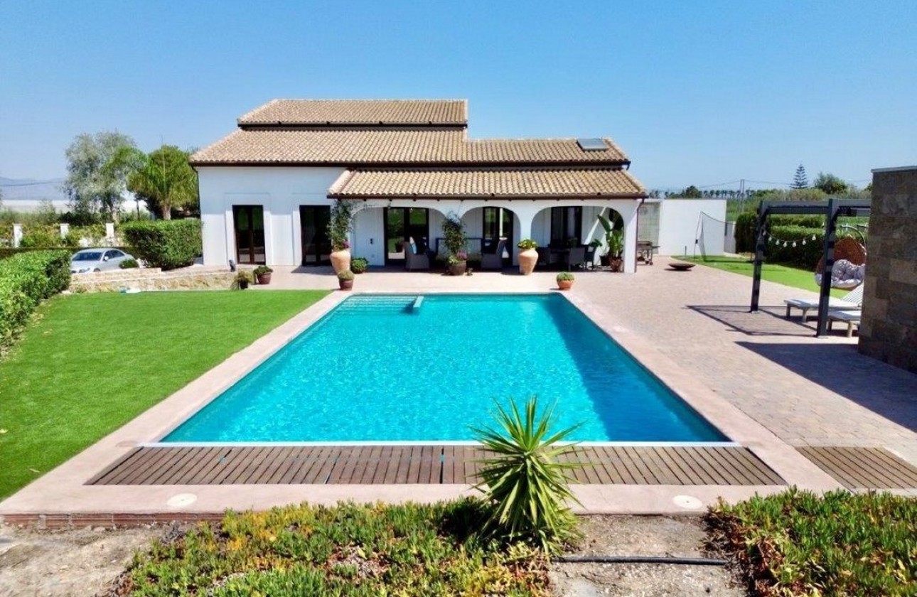 Wiederverkauf - Finca / Landhaus -
Dolores