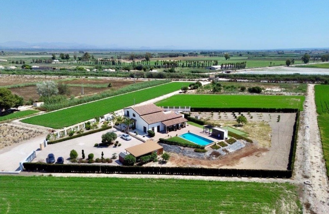 Wiederverkauf - Finca / Landhaus -
Dolores