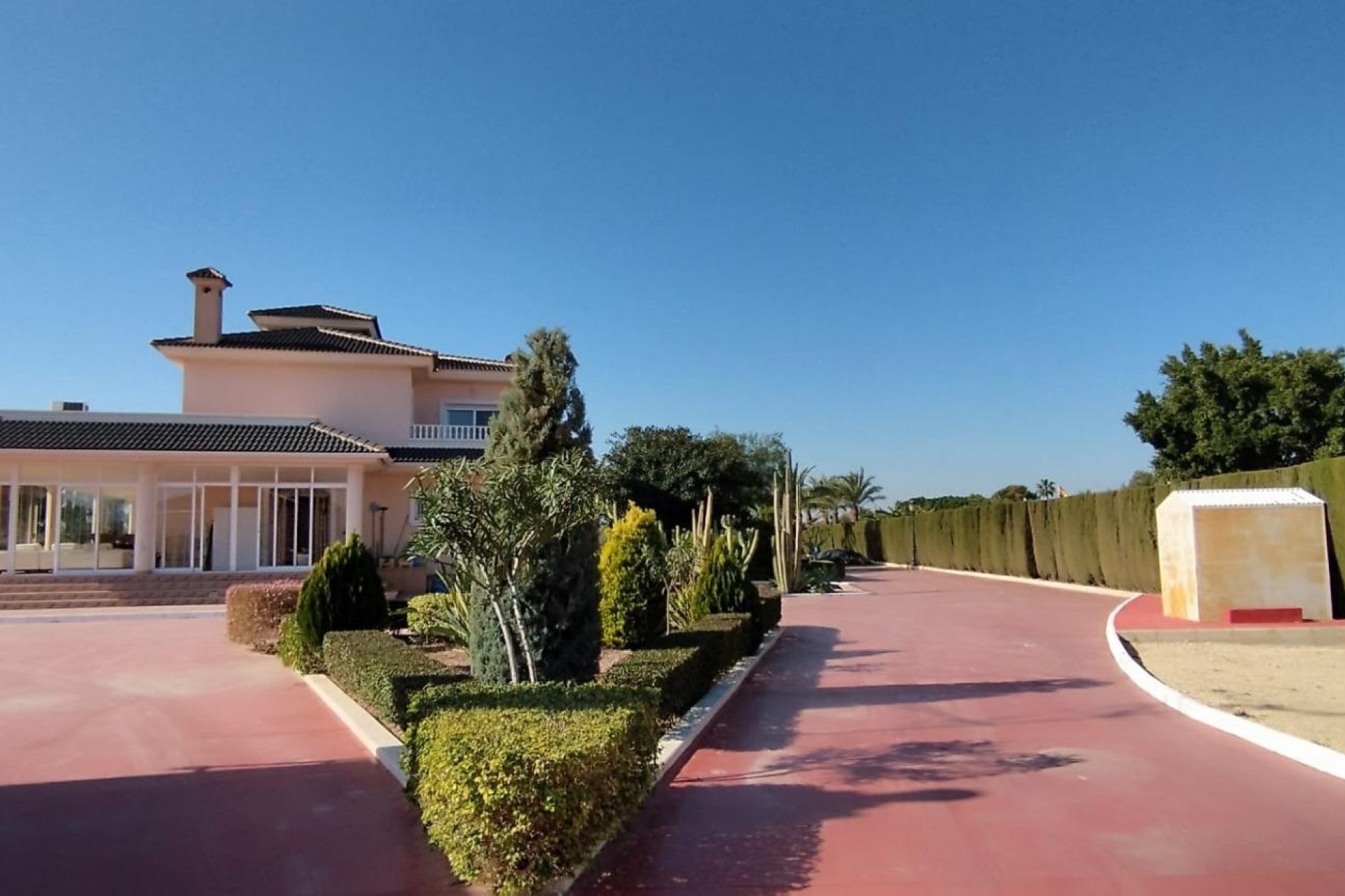 Wiederverkauf - Finca / Landhaus -
Elche