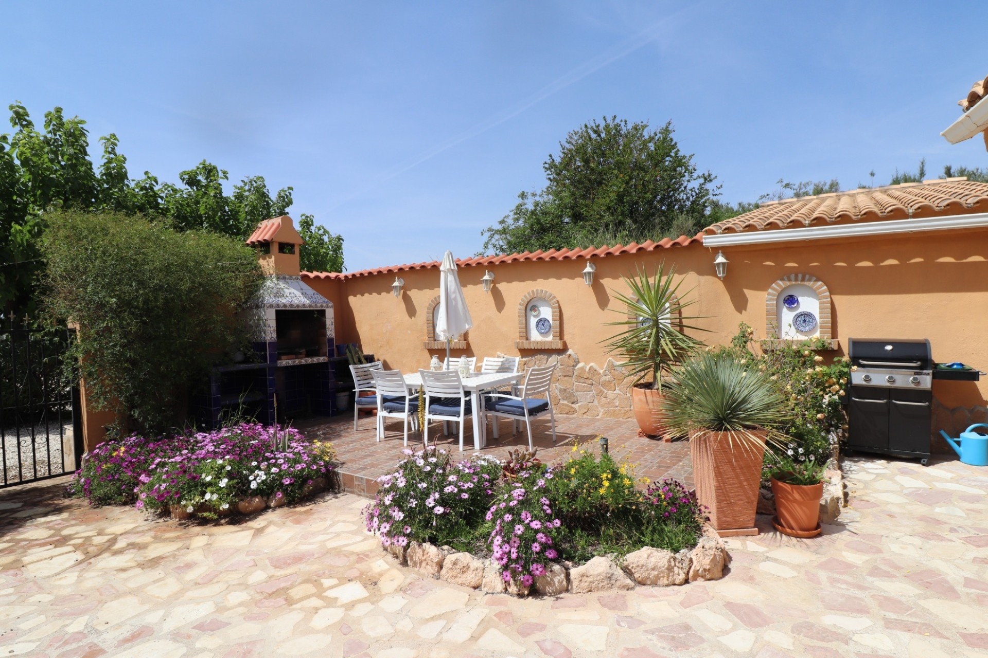 Wiederverkauf - Finca / Landhaus -
Hondón de las Nieves - La Canalosa