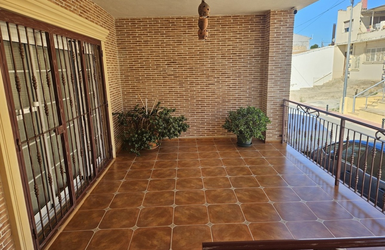 Wiederverkauf - Finca / Landhaus -
Hondón de los Fráiles