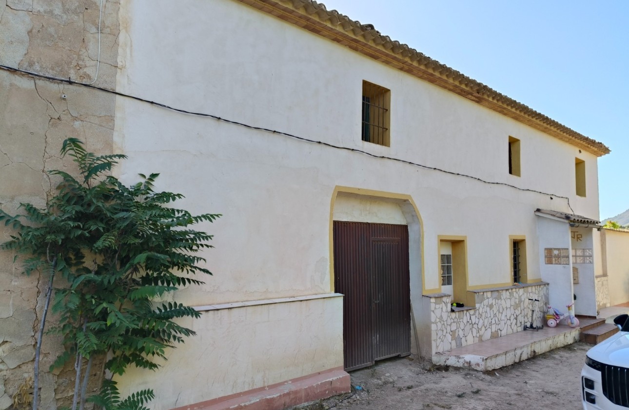 Wiederverkauf - Finca / Landhaus -
La Romana - Alcaña