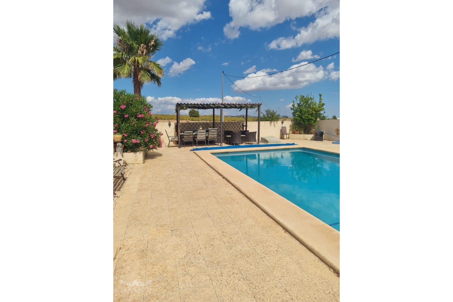 Wiederverkauf - Finca / Landhaus -
Lel - Lel Alicante