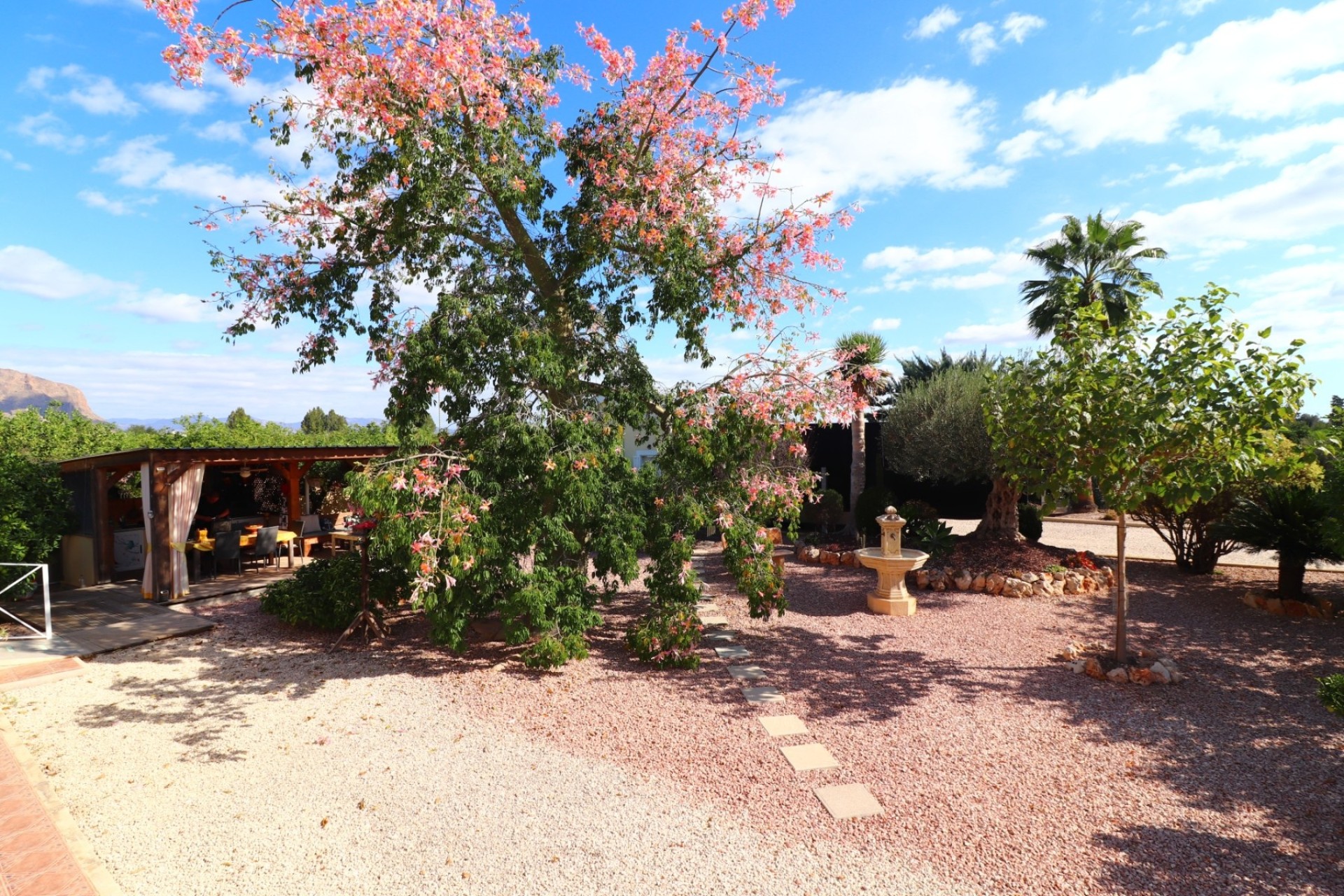 Wiederverkauf - Finca / Landhaus -
Orihuela - La Campaneta
