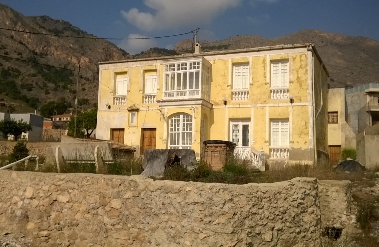 Wiederverkauf - Finca / Landhaus -
Orihuela