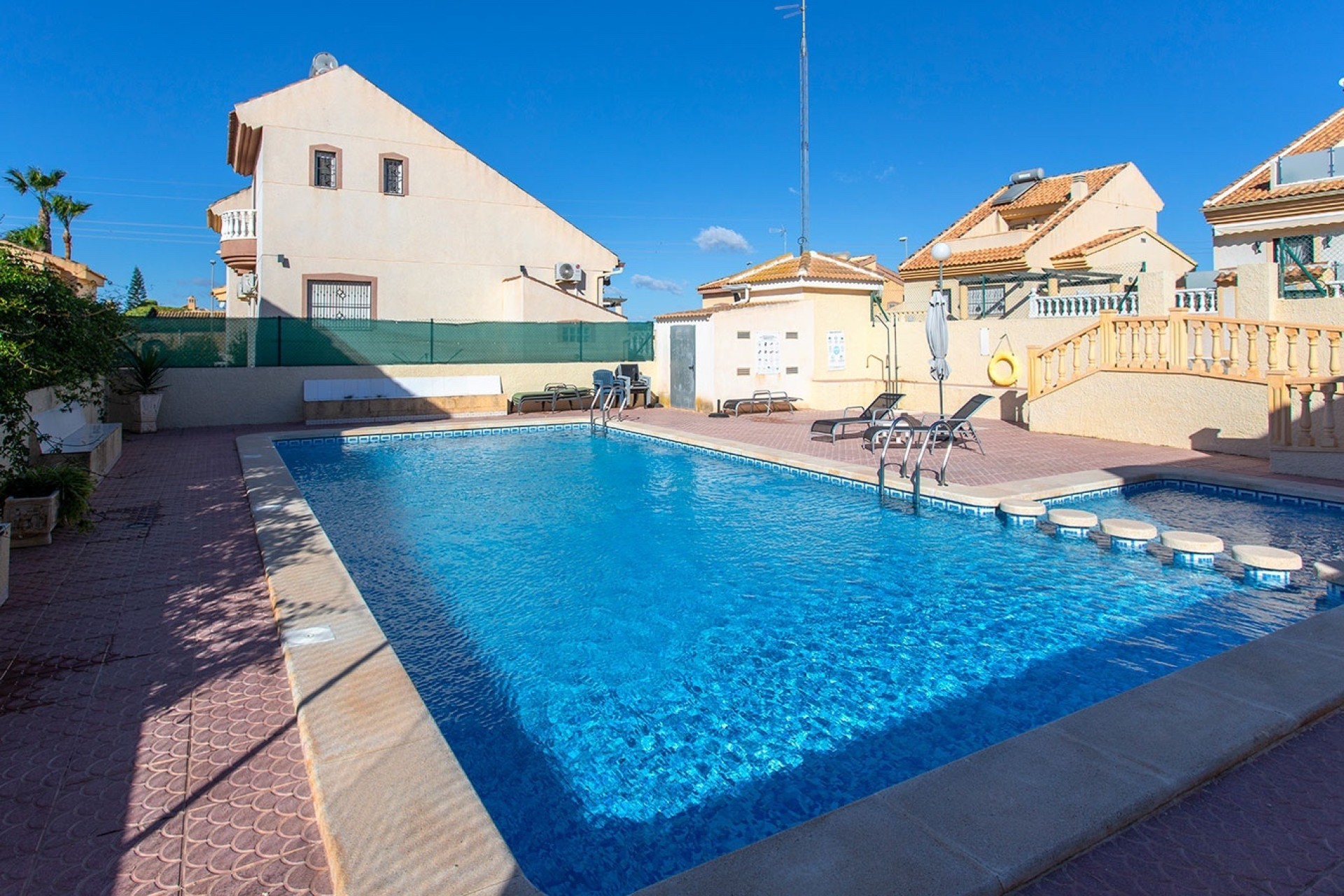 Wiederverkauf - Finca / Landhaus -
Rojales - Pueblo