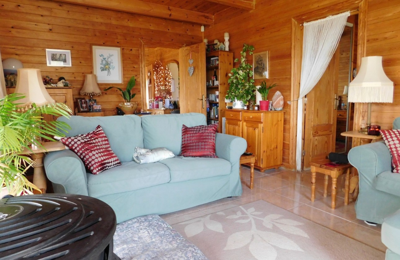 Wiederverkauf - Finca / Landhaus -
Torremendo
