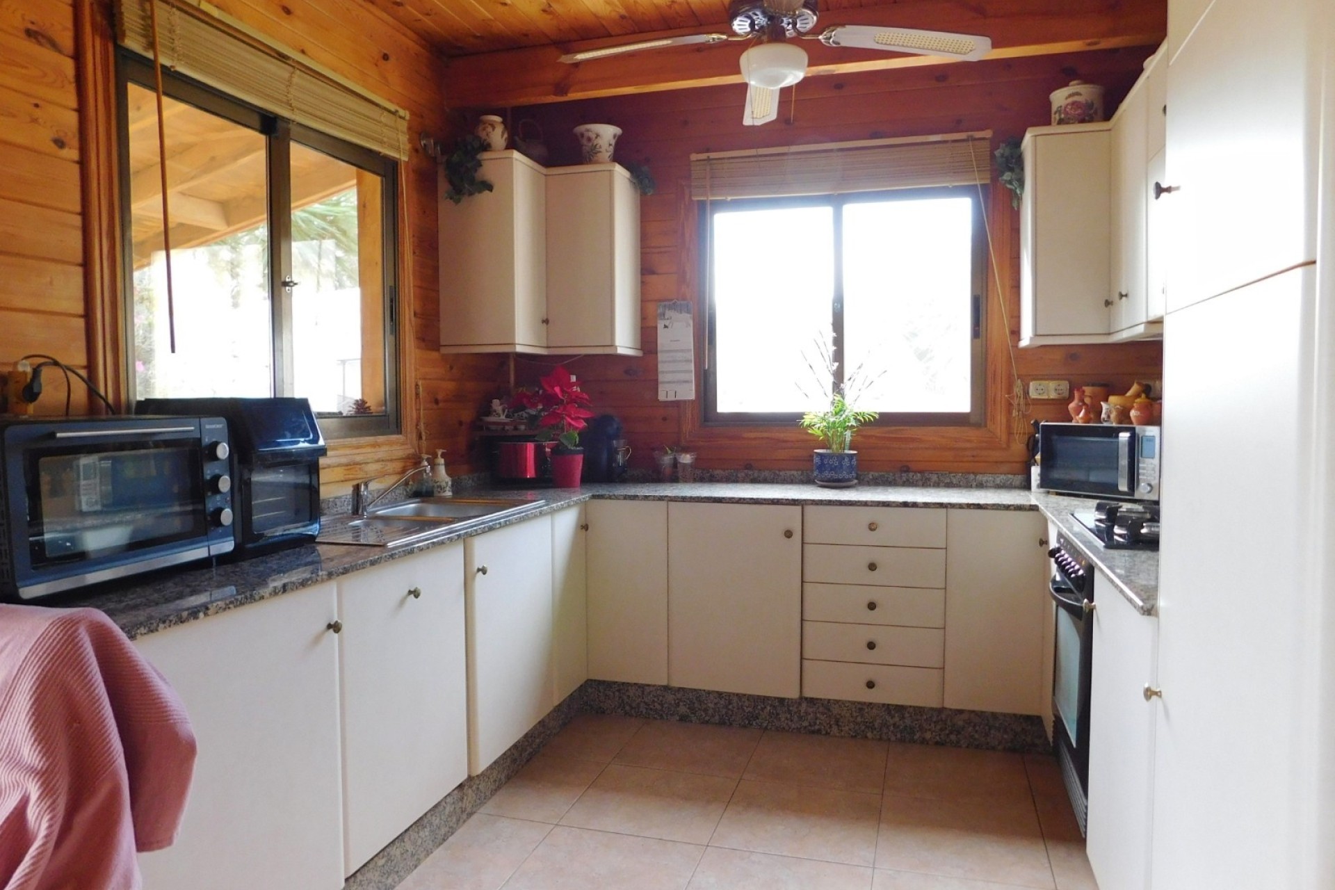 Wiederverkauf - Finca / Landhaus -
Torremendo