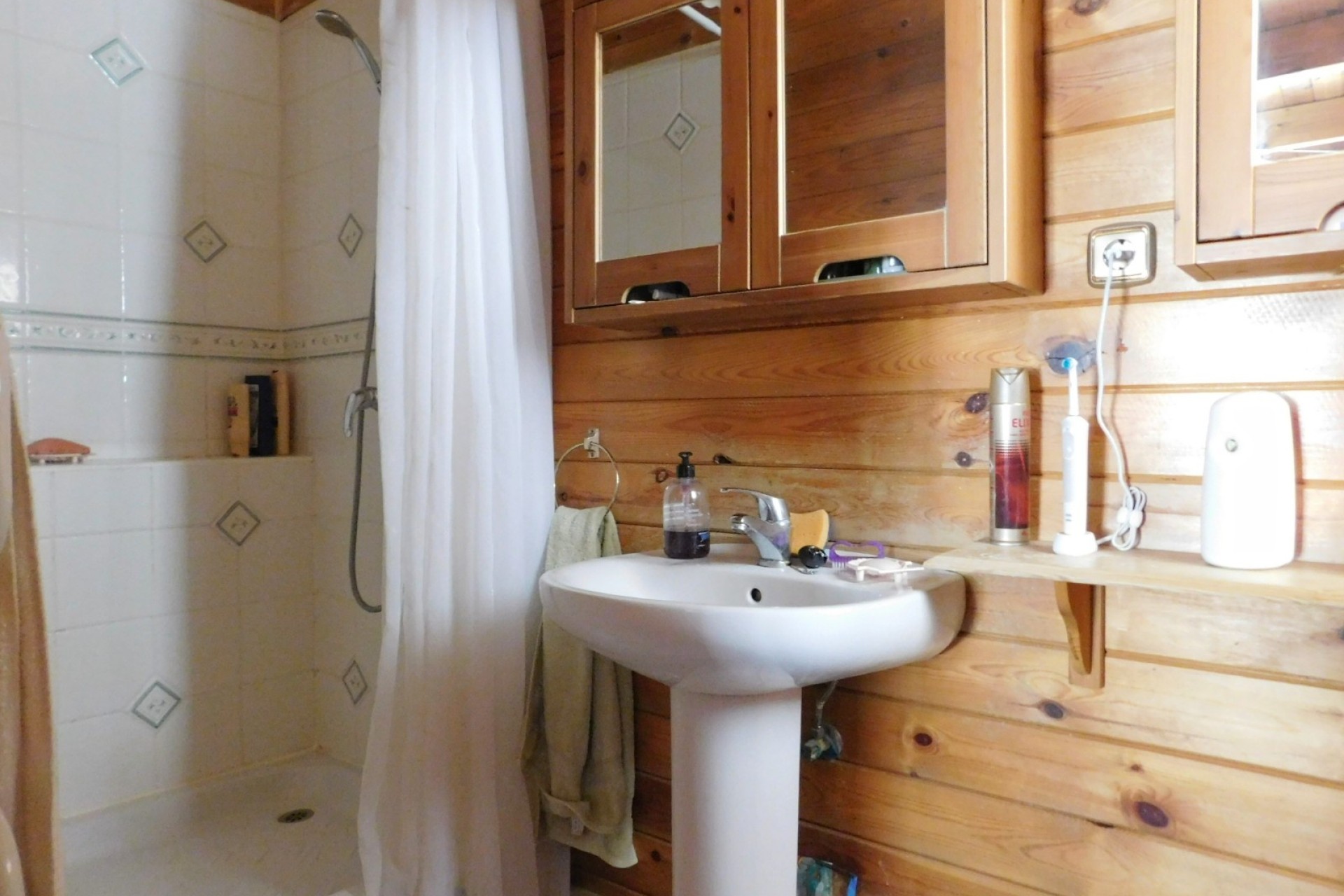 Wiederverkauf - Finca / Landhaus -
Torremendo