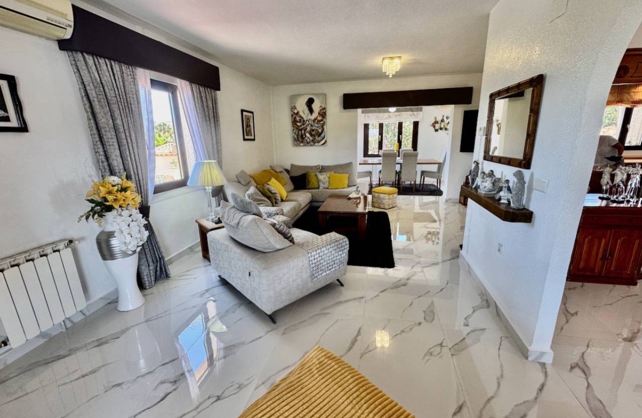 Wiederverkauf - Freistehende Villa -
Algorfa - Lomas de la Juliana