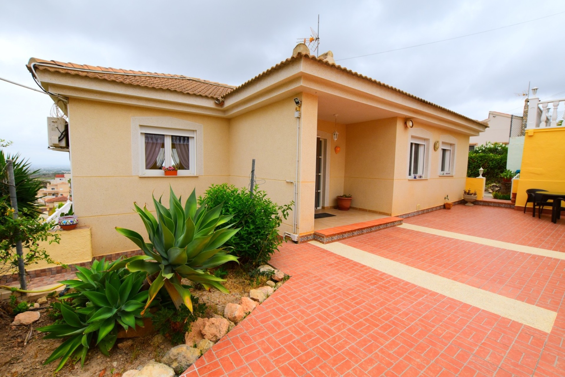 Wiederverkauf - Freistehende Villa -
Algorfa - Montemar