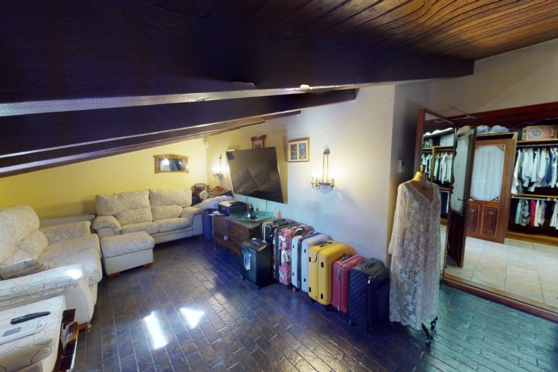 Wiederverkauf - Freistehende Villa -
Almoradí