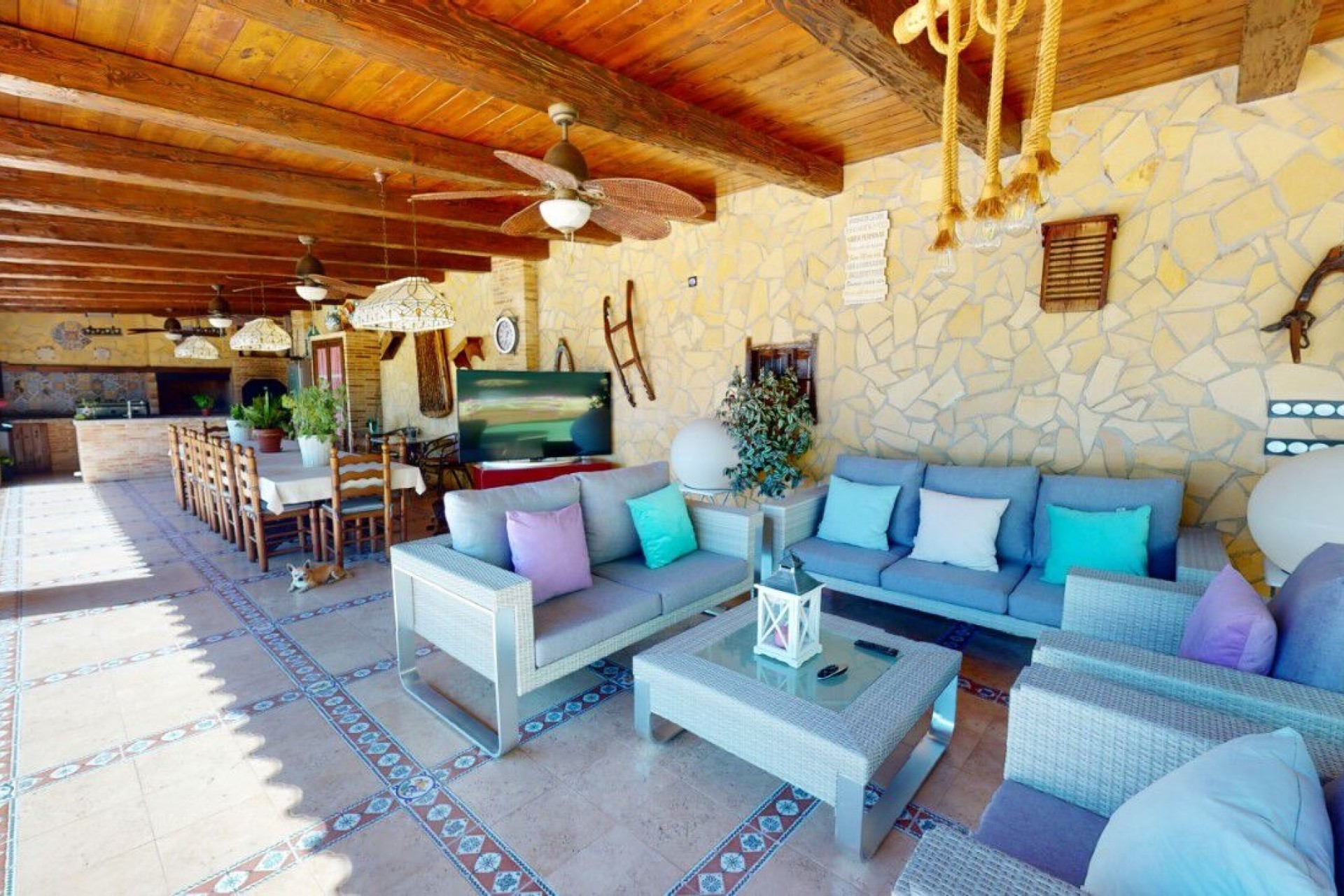 Wiederverkauf - Freistehende Villa -
Almoradí