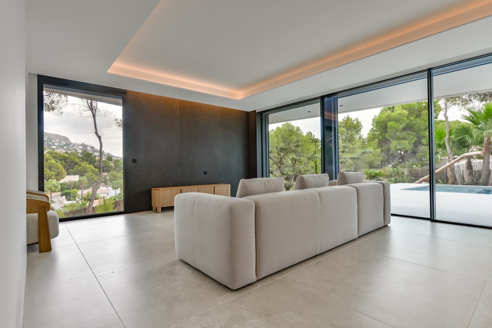 Wiederverkauf - Freistehende Villa -
Altea