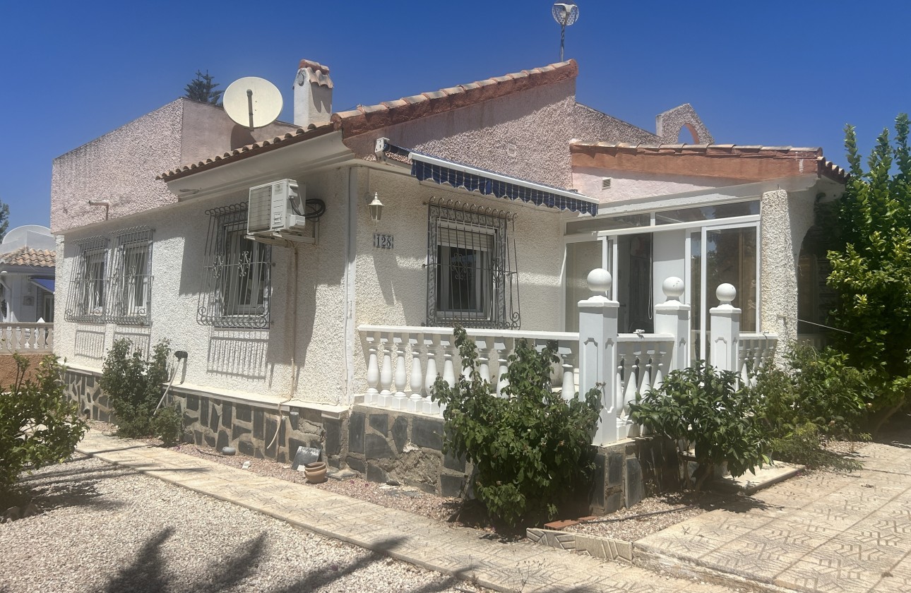 Wiederverkauf - Freistehende Villa -
Camposol
