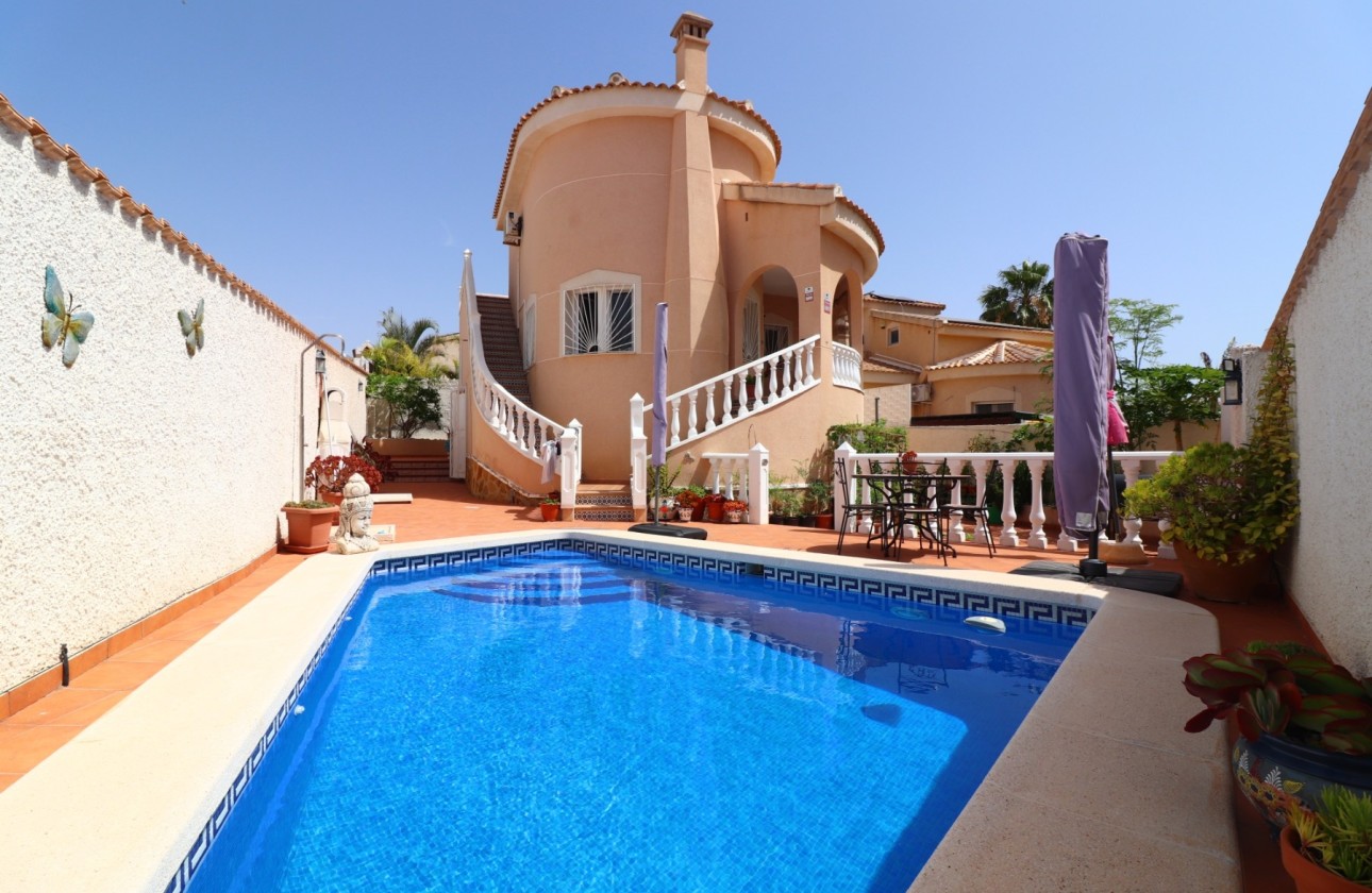 Wiederverkauf - Freistehende Villa -
Ciudad Quesada - Rojales - La Marquesa Golf
