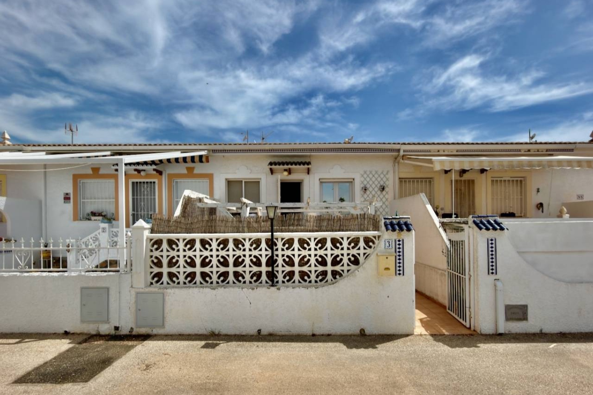 Wiederverkauf - Freistehende Villa -
Ciudad Quesada - Rojales - Pueblo Bravo