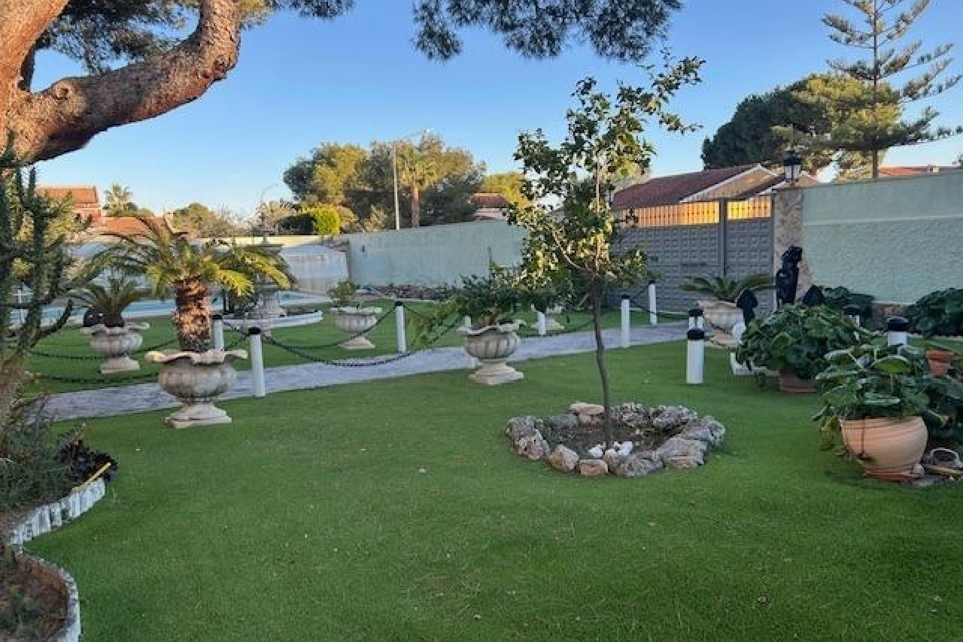 Wiederverkauf - Freistehende Villa -
Dehesa de Campoamor - Campoamor