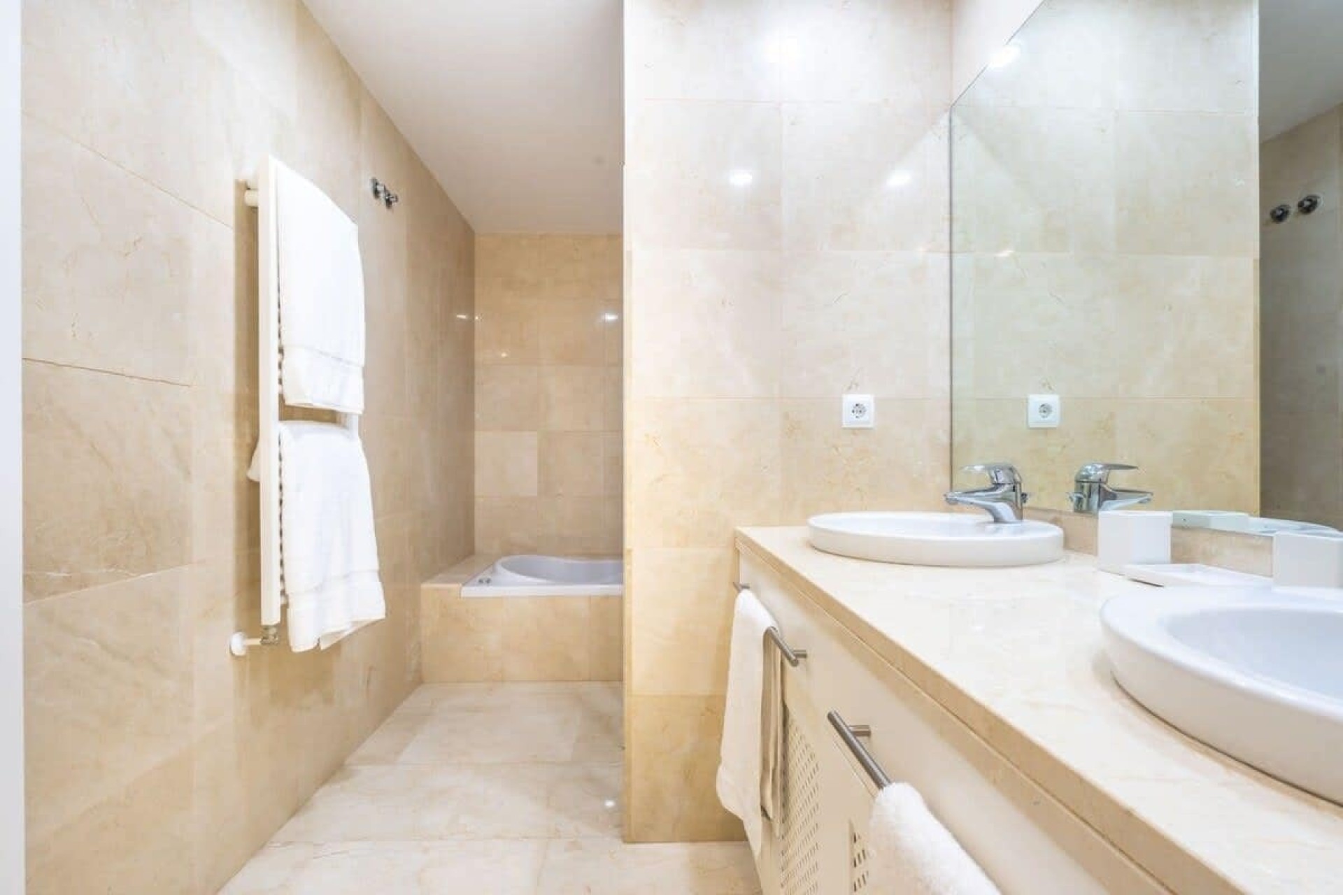Wiederverkauf - Freistehende Villa -
El Valle Golf Resort