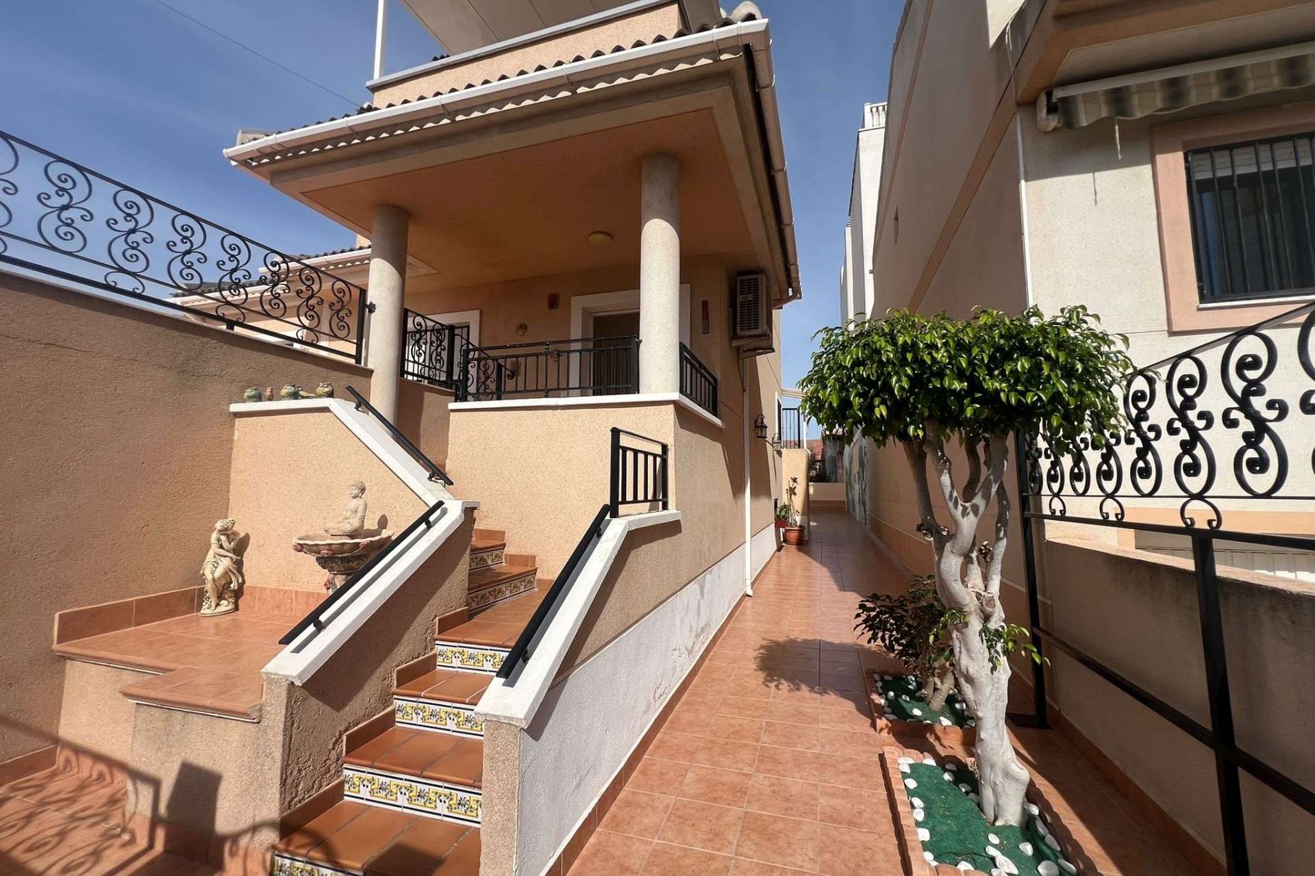 Wiederverkauf - Freistehende Villa -
Formentera del Segura - 0