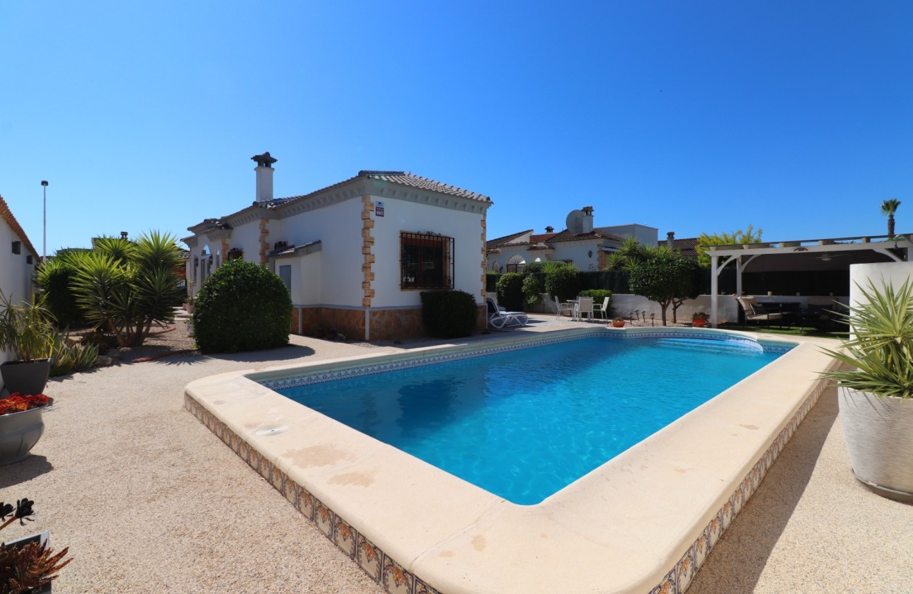 Wiederverkauf - Freistehende Villa -
Formentera del Segura - Fincas de La Vega
