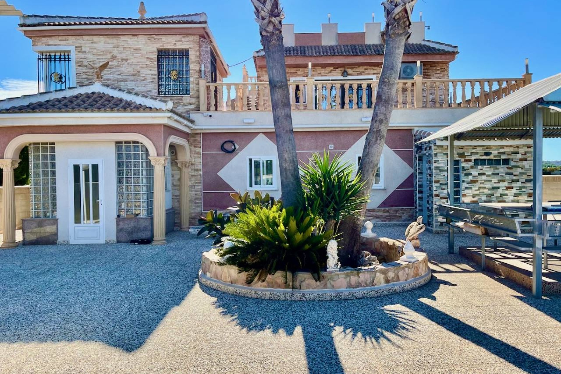 Wiederverkauf - Freistehende Villa -
Guardamar del Segura