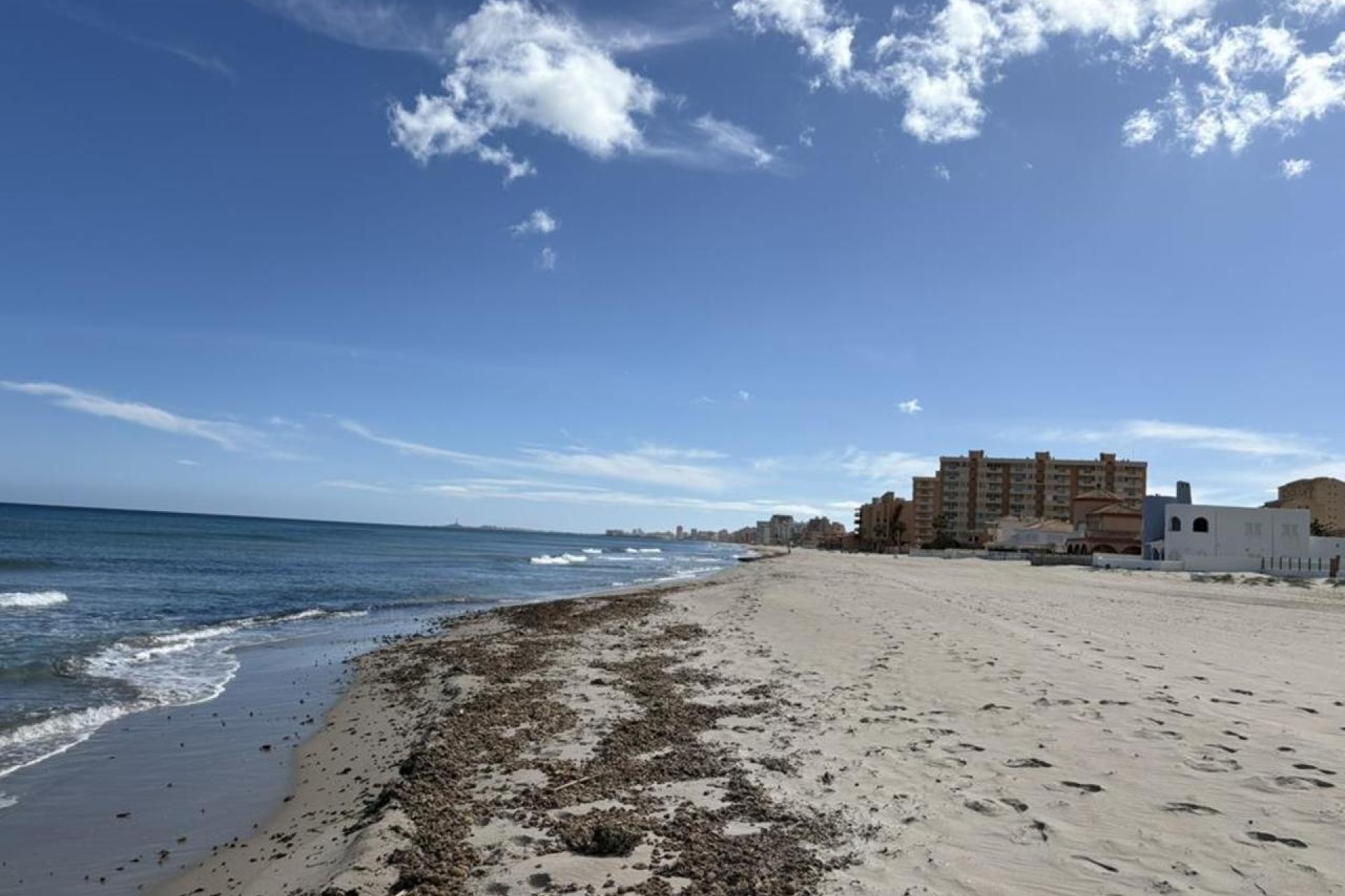 Wiederverkauf - Freistehende Villa -
La Manga del Mar Menor - La Manga