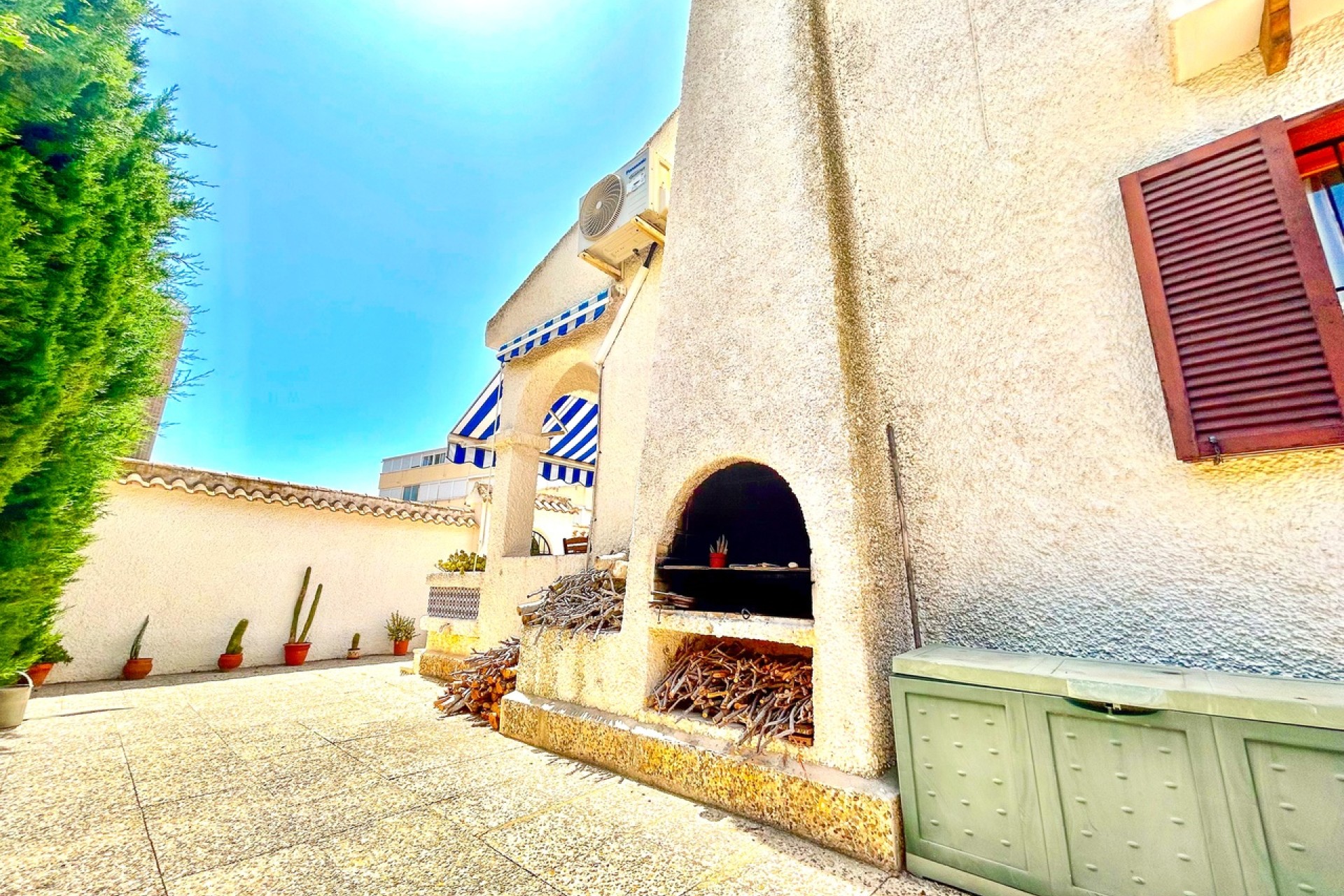 Wiederverkauf - Freistehende Villa -
La Zenia - Costa Blanca