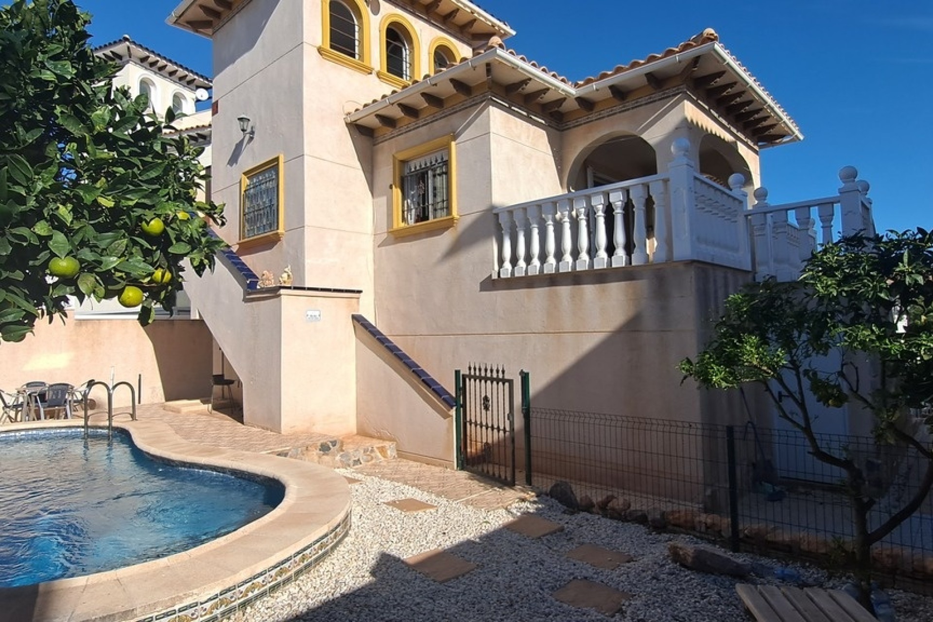 Wiederverkauf - Freistehende Villa -
La Zenia