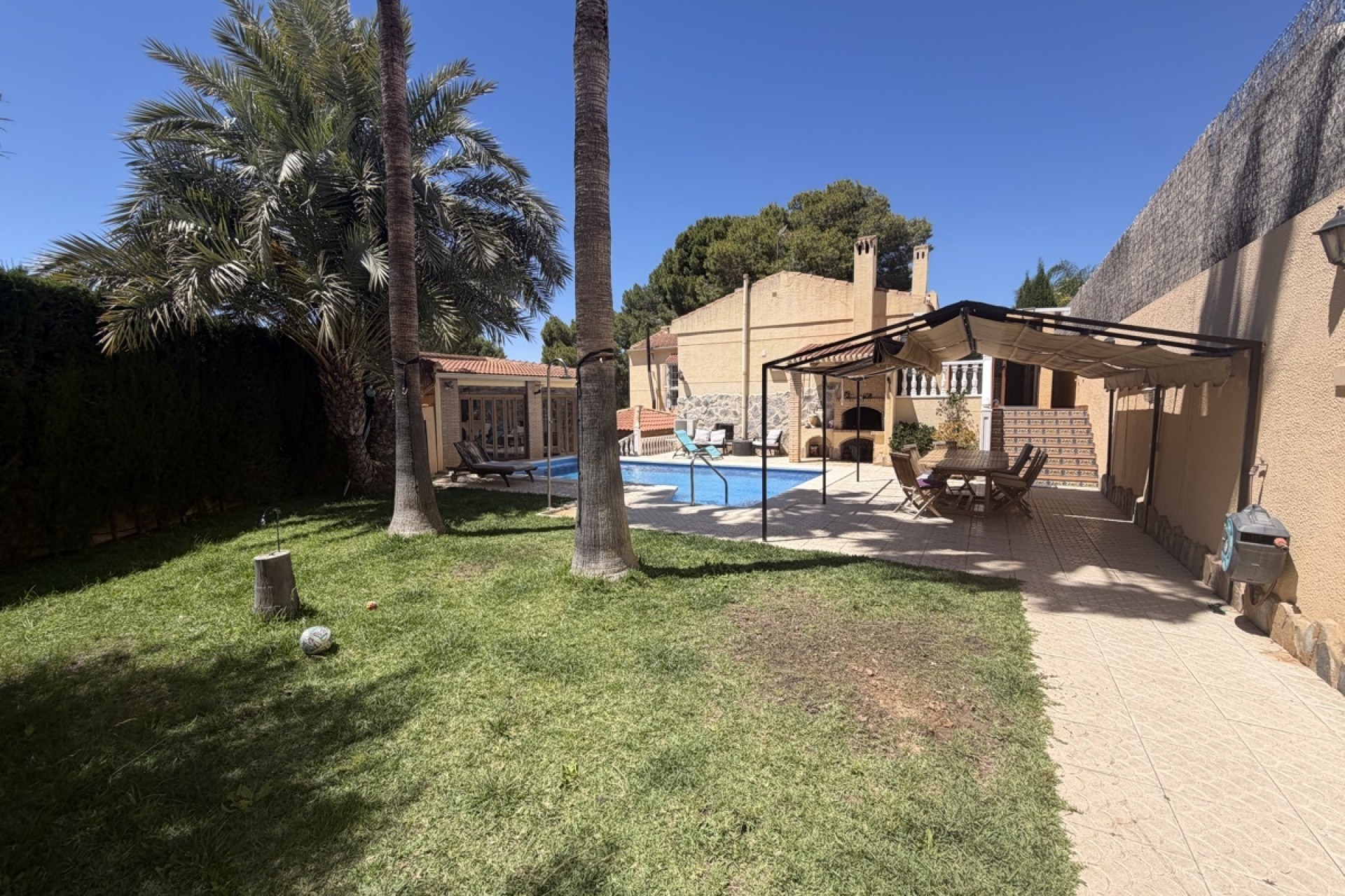 Wiederverkauf - Freistehende Villa -
Los Balcones - Los Altos del Edén - Los Balcones