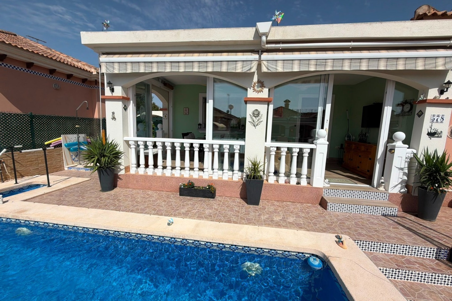 Wiederverkauf - Freistehende Villa -
Los Montesinos - La Herrada