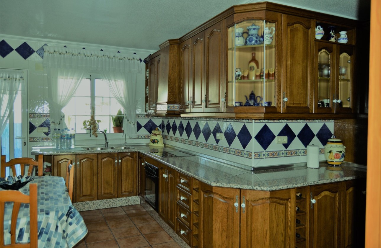 Wiederverkauf - Freistehende Villa -
Los Montesinos