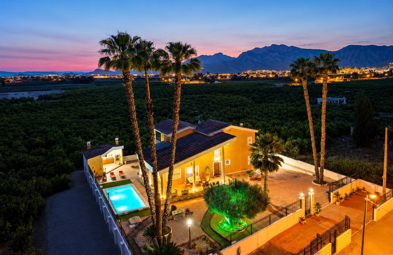 Wiederverkauf - Freistehende Villa -
Orihuela - CAMPO