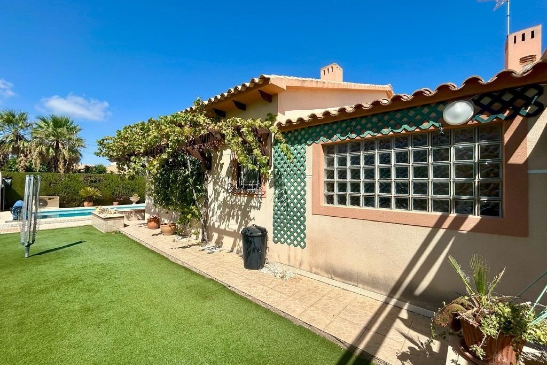 Wiederverkauf - Freistehende Villa -
Orihuela Costa - Aguamarina