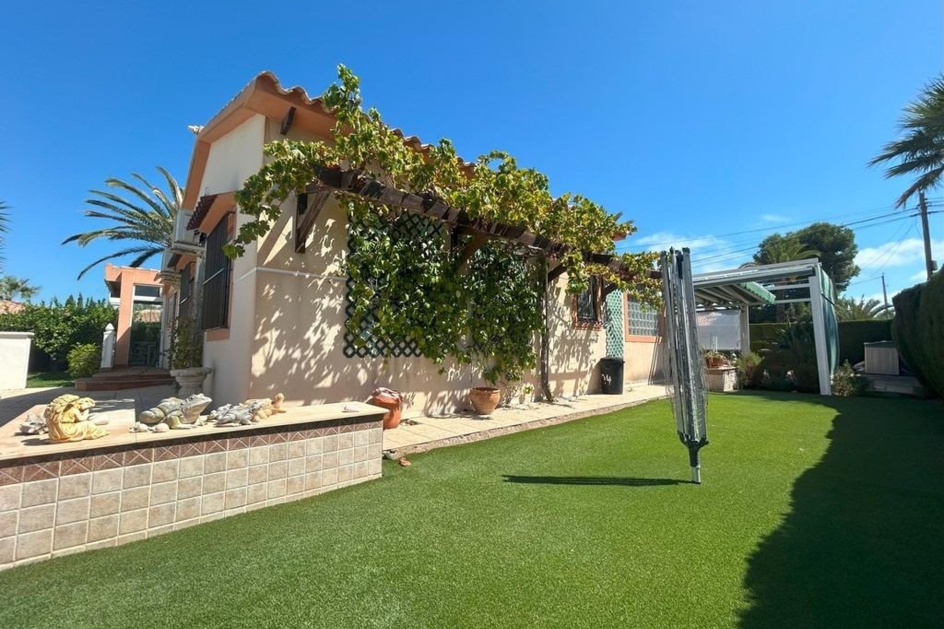 Wiederverkauf - Freistehende Villa -
Orihuela Costa - Aguamarina