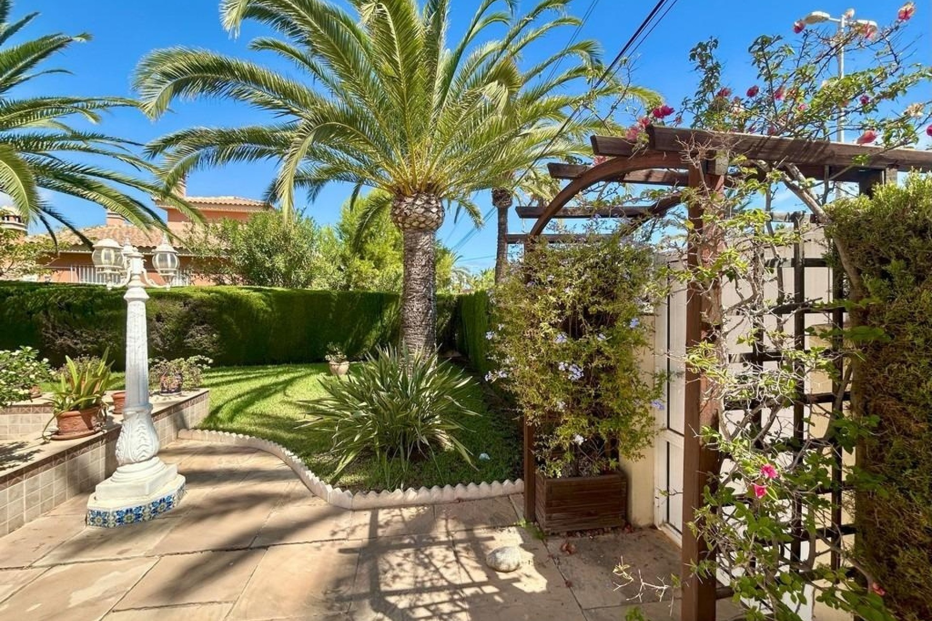 Wiederverkauf - Freistehende Villa -
Orihuela Costa - Aguamarina