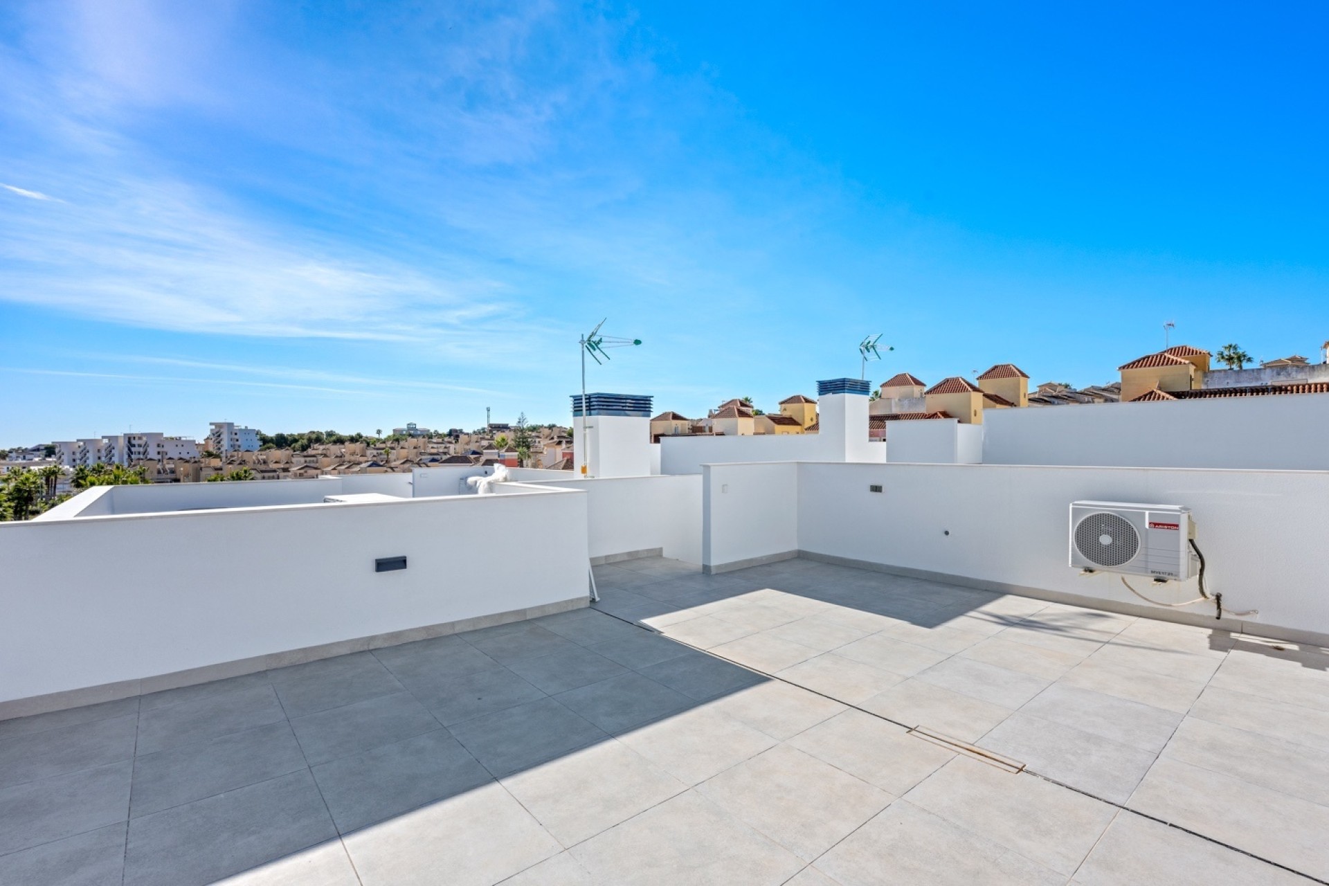 Wiederverkauf - Freistehende Villa -
Orihuela Costa - Blue Lagoon*
