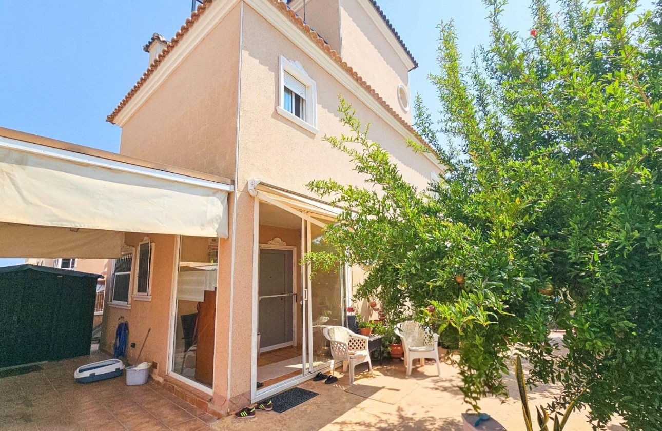 Wiederverkauf - Freistehende Villa -
Orihuela Costa - Cabo Roig