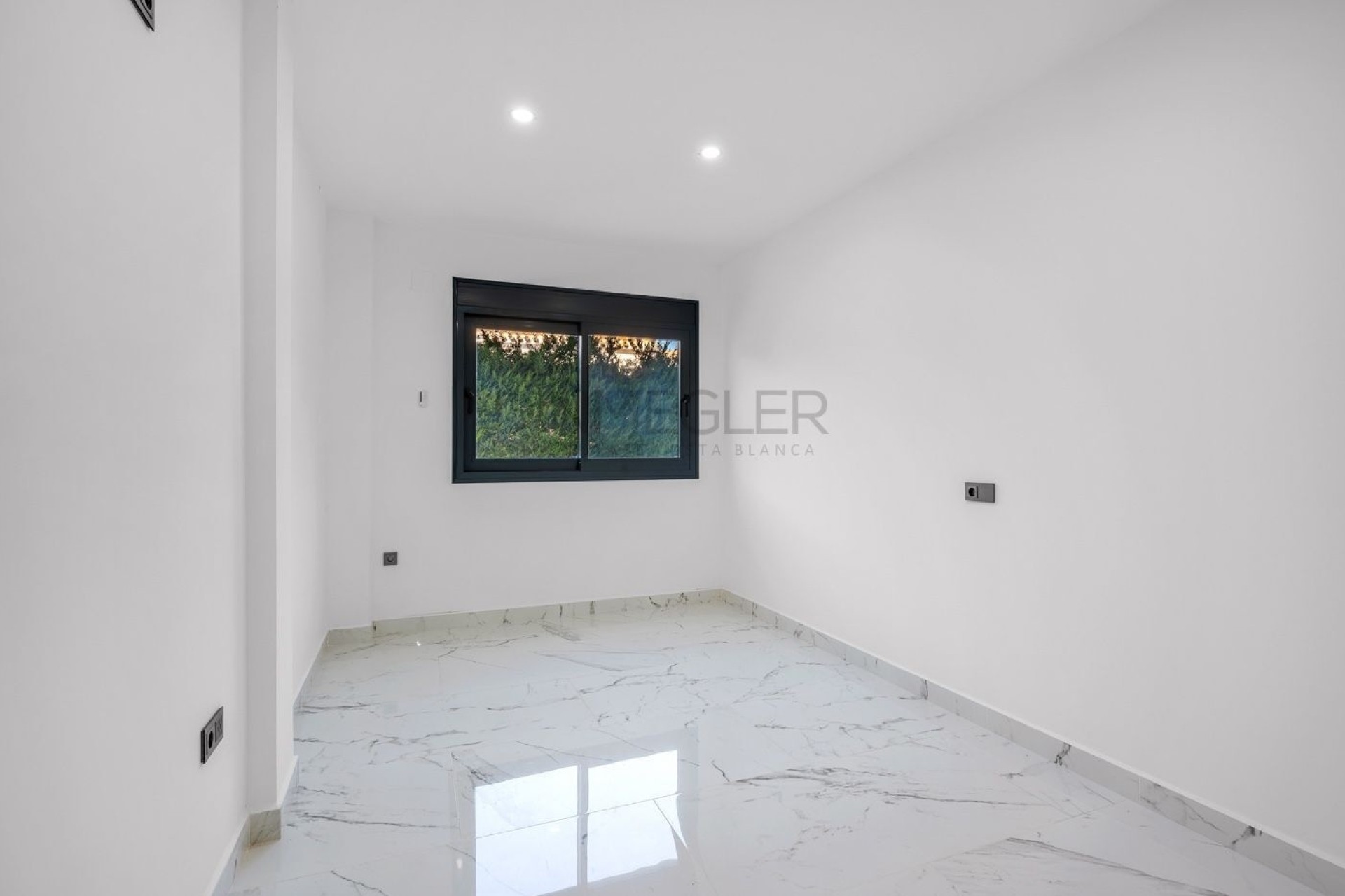 Wiederverkauf - Freistehende Villa -
Orihuela Costa - Campoamor