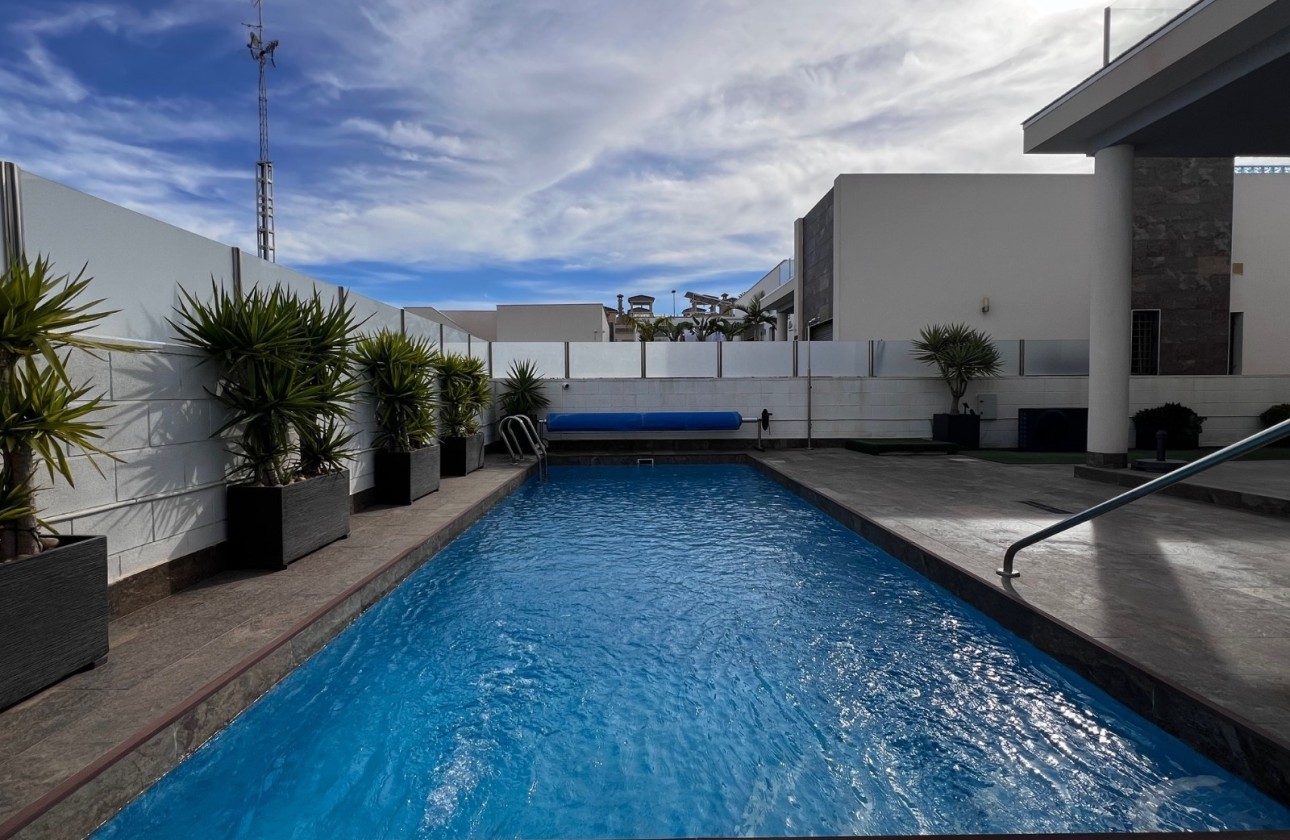 Wiederverkauf - Freistehende Villa -
Orihuela Costa - Costa Blanca