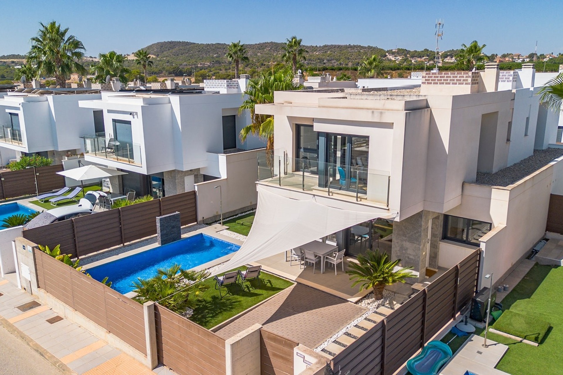 Wiederverkauf - Freistehende Villa -
Orihuela Costa - Entre Naranjos - Vistabella Golf