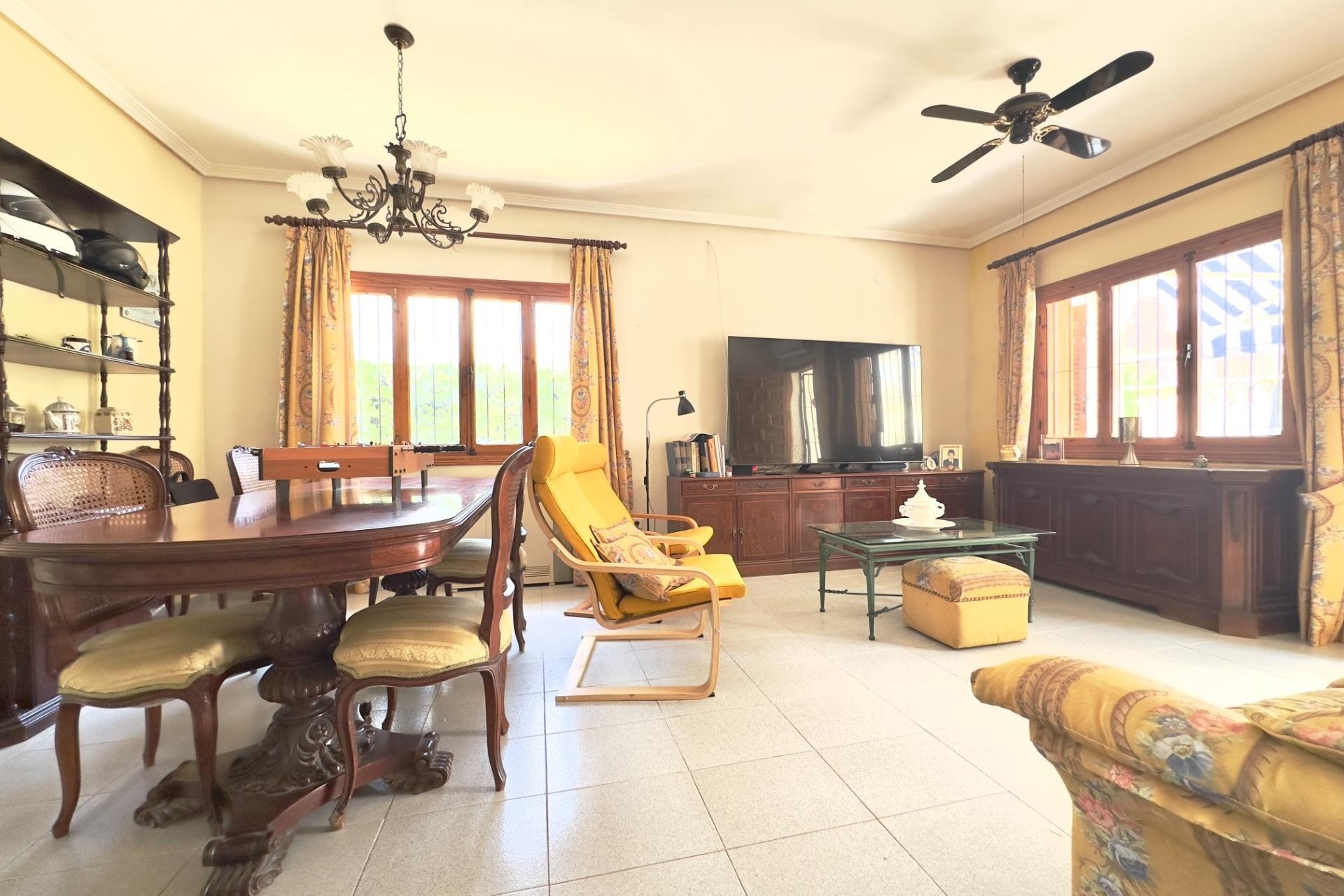 Wiederverkauf - Freistehende Villa -
Orihuela Costa - La Zenia