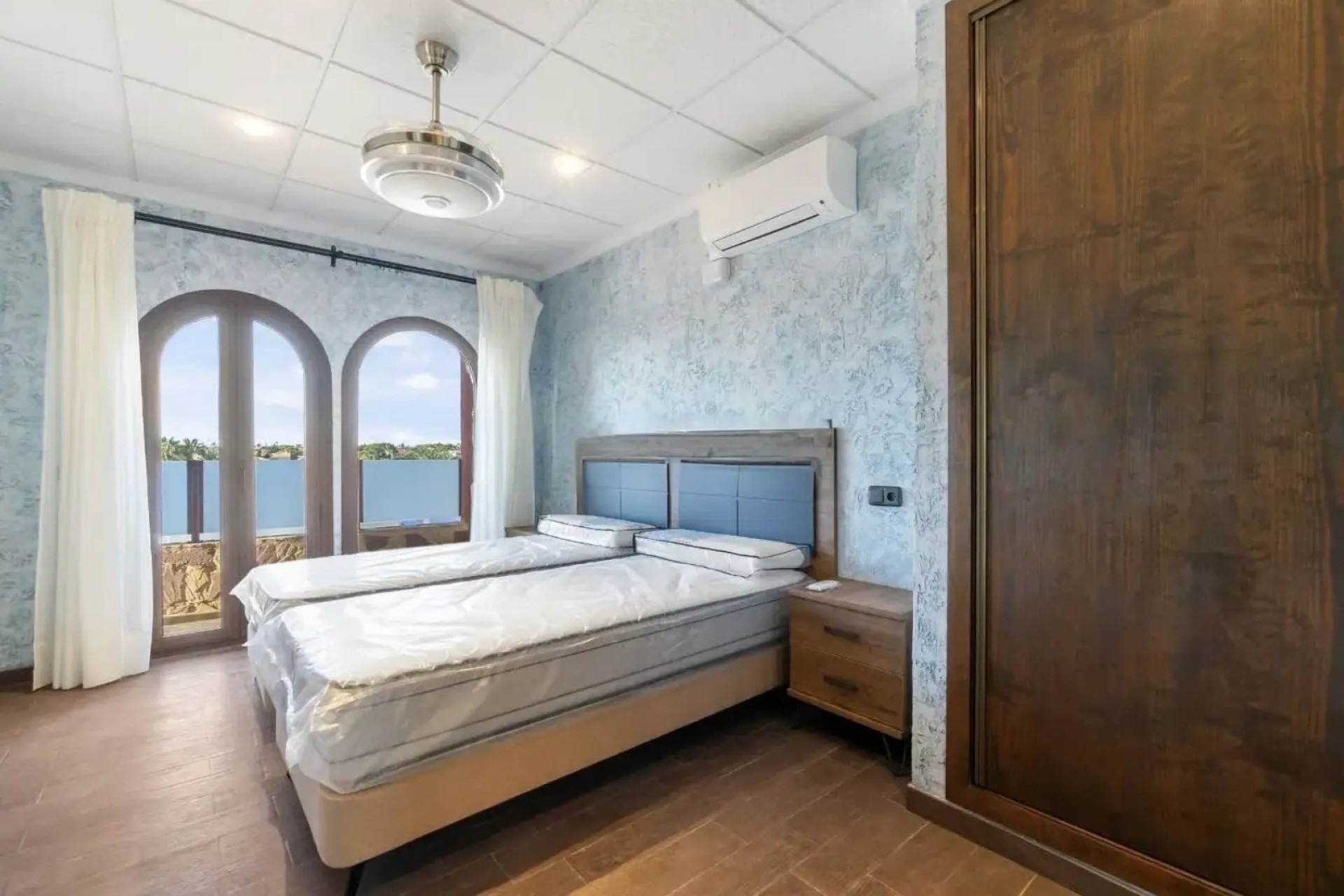Wiederverkauf - Freistehende Villa -
Orihuela Costa - La Zenia