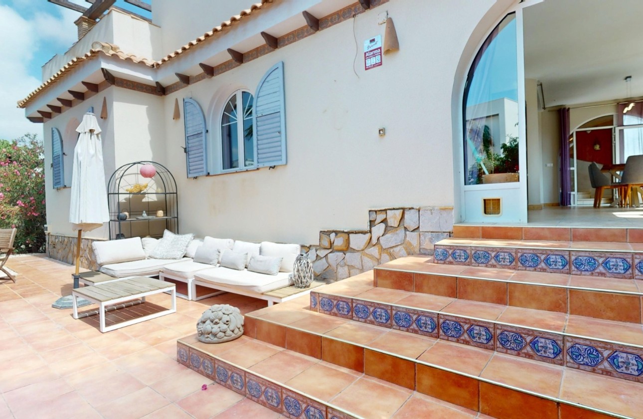 Wiederverkauf - Freistehende Villa -
Orihuela Costa - Las Filipinas