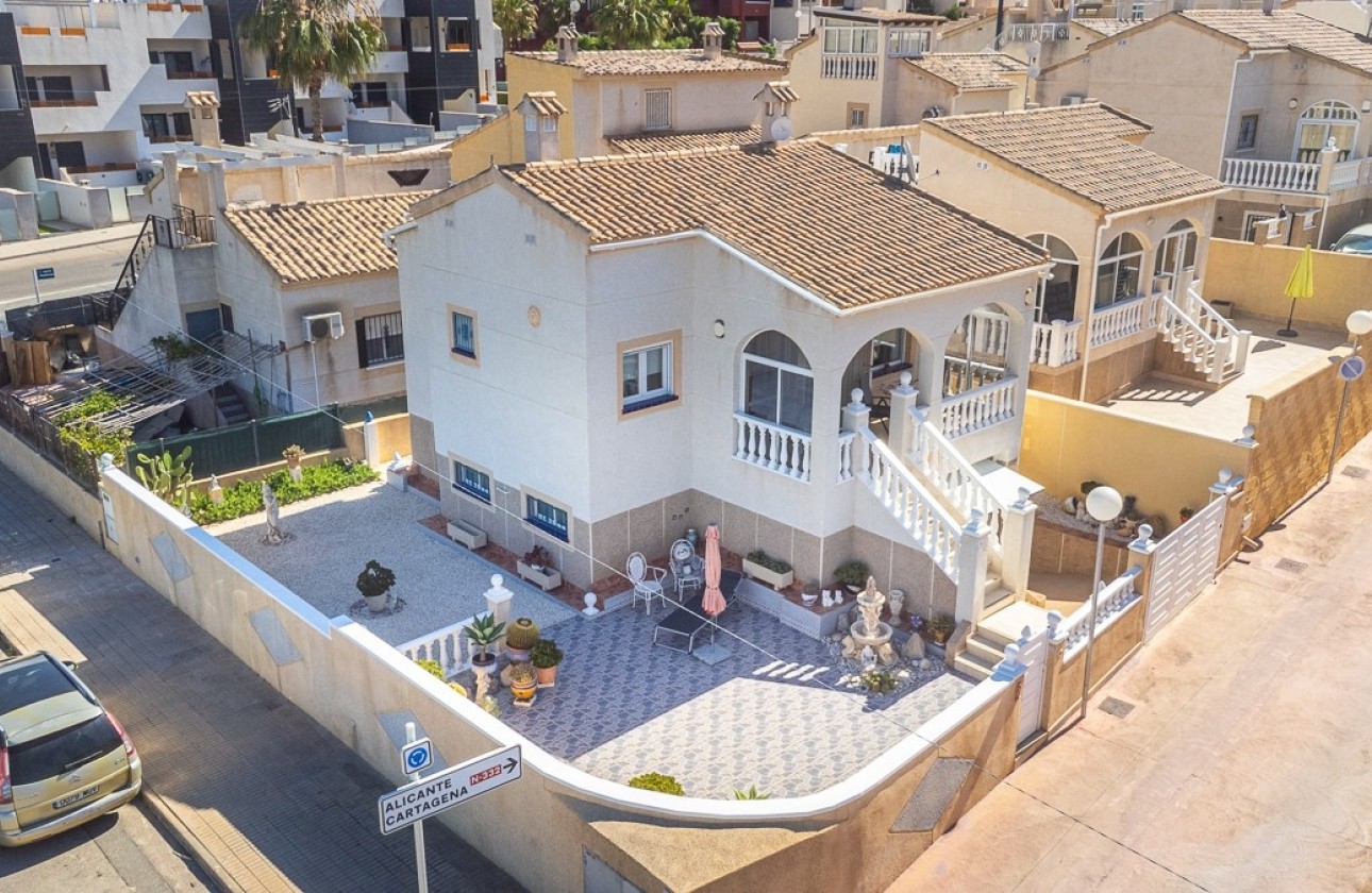 Wiederverkauf - Freistehende Villa -
Orihuela Costa - Los Altos