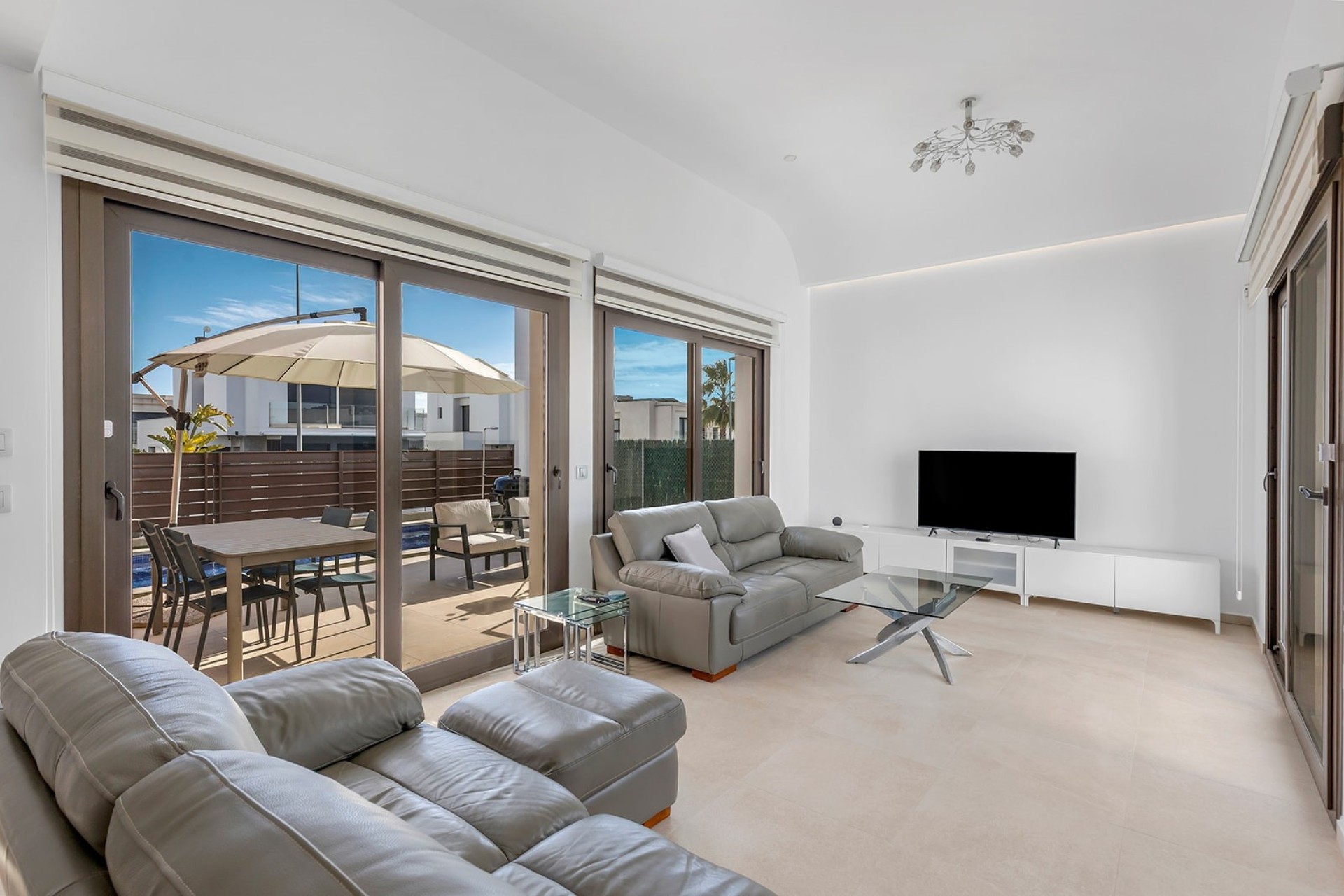 Wiederverkauf - Freistehende Villa -
Orihuela Costa - Vistabella Golf