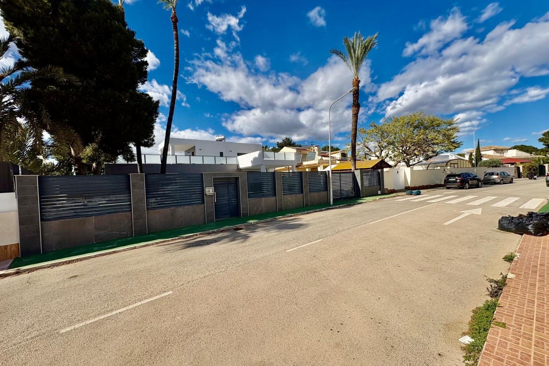 Wiederverkauf - Freistehende Villa -
Orihuela Costa